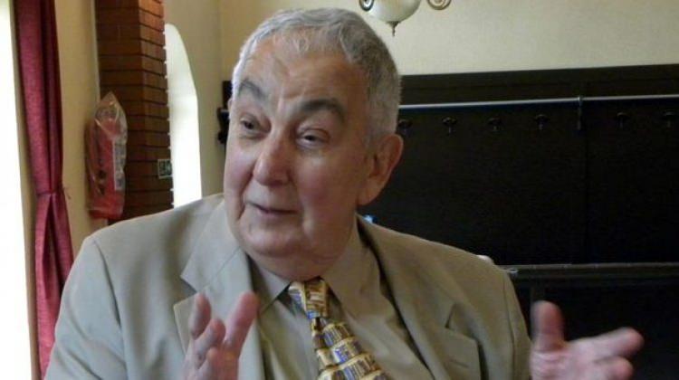 Osman Bayezid Osmanoğlu vefat etti Osman Bayezid Osmanoğlu vefat etti