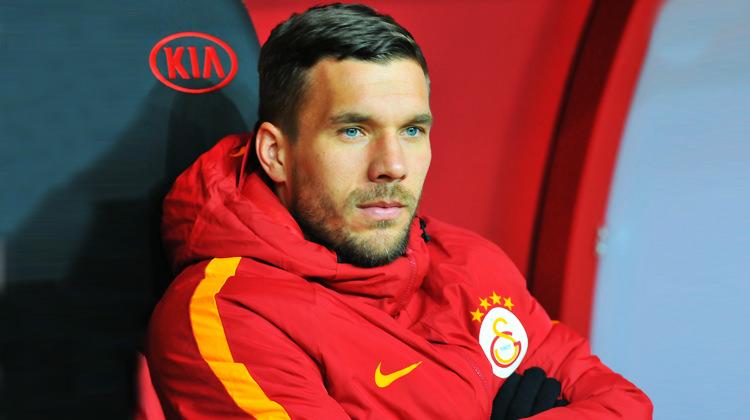 Lukas Podolski'den alkış alacak hareket! Lukas Podolski'den alkış alacak hareket!