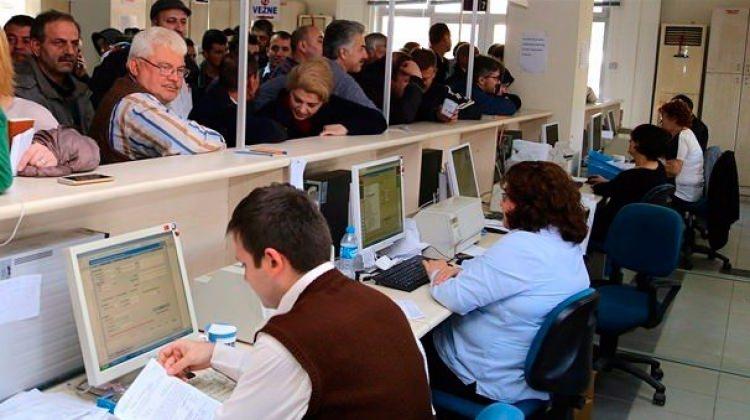Memur olmak isteyene müjde! 60 bin kişi alınacak Memur olmak isteyene müjde! 60 bin kişi alınacak