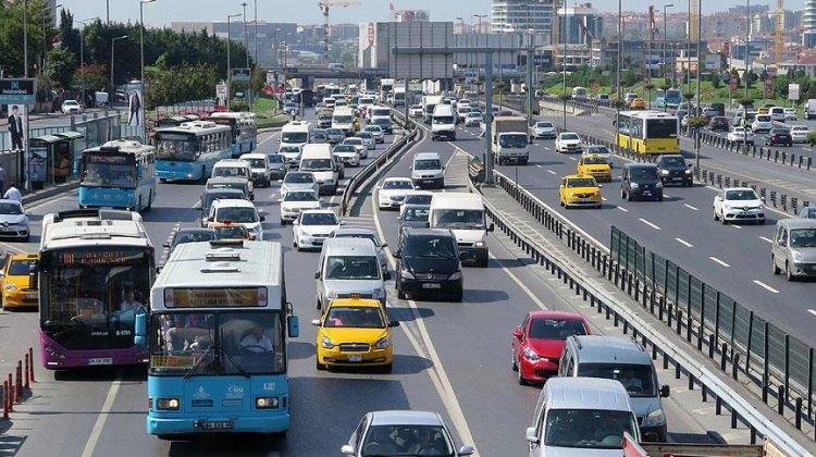 İstanbul trafik sıkışıklığında üst sıralarda İstanbul trafik sıkışıklığında üst sıralarda