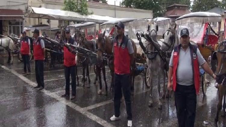 Adalar faytoncularına tek tip kıyafet Adalar faytoncularına tek tip kıyafet