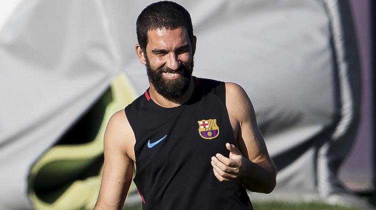 Galatasaray'da Arda Turan çıkarması Galatasaray'da Arda Turan çıkarması