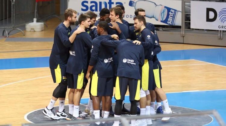 Fenerbahçe Doğuş, Zadar'da finale çıktı! Fenerbahçe Doğuş, Zadar'da finale çıktı!