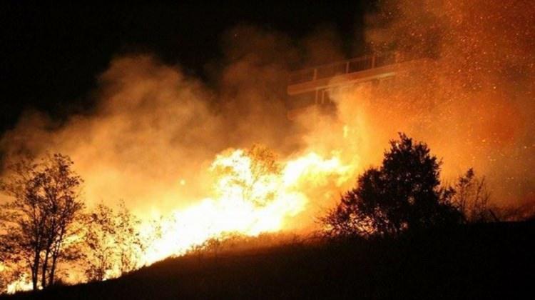 Samsun'da korkutan anız yangını Samsun'da korkutan anız yangını