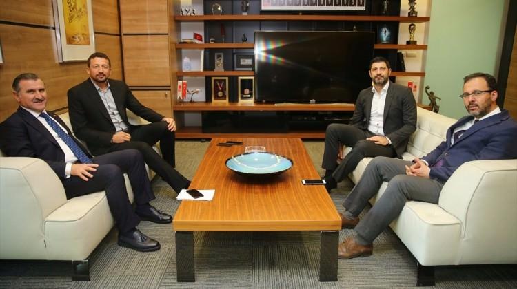 Türkoğlu: Milli takıma destek olmasını beklerdik! Türkoğlu: Milli takıma destek olmasını beklerdik!