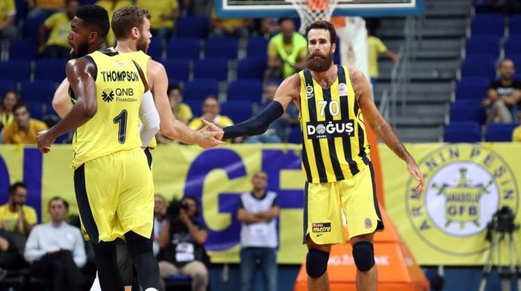 Fenerbahçe galibiyetle başladı Fenerbahçe galibiyetle başladı