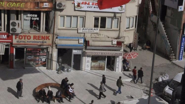 Hakkari'de kayyum farkı! Caddeler artık çok başka Hakkari'de kayyum farkı! Caddeler artık çok başka
