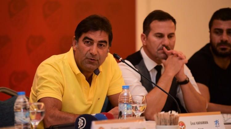 Karaman: Kimse Lucescu'ya silah dayamadı Karaman: Kimse Lucescu'ya silah dayamadı