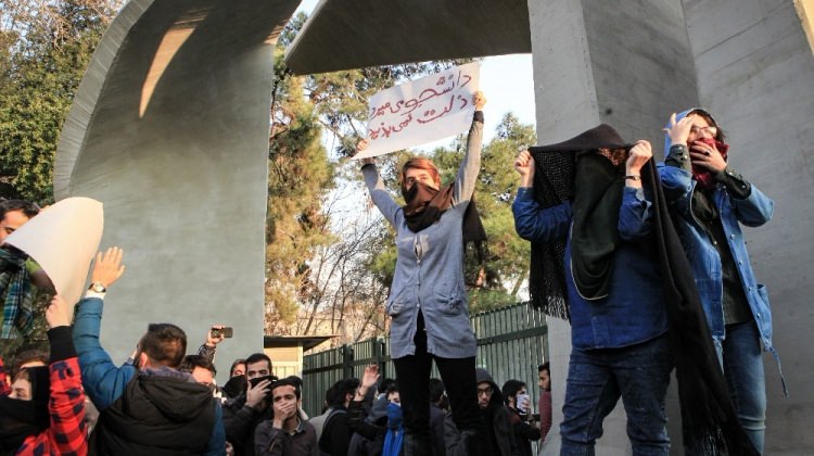ABD’nin istediği oluyor! İran’da ölü sayısı arttı