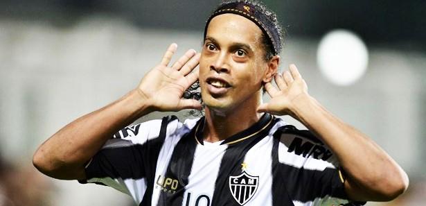 Ronaldinho daha az paraya Beşiktaş'a Ronaldinho daha az paraya Beşiktaş'a