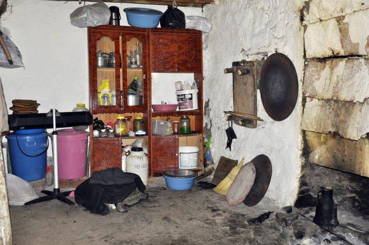 Diyarbakır haberleri 11 nüfuslu ailenin tek odalı evde yaşam mücadelesi