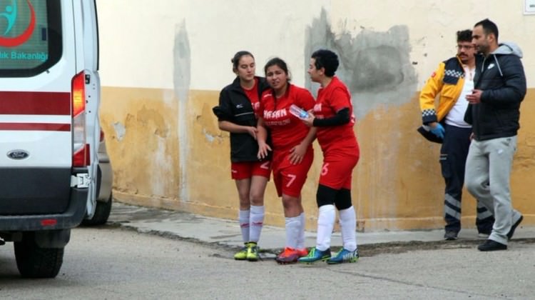 Image result for Burdur kadın futbolcular kavga